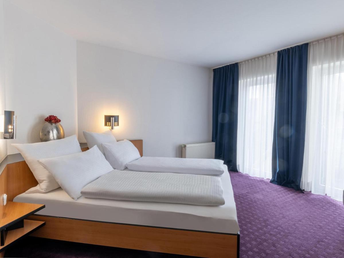 B&B Hotel Эшвайлер Экстерьер фото