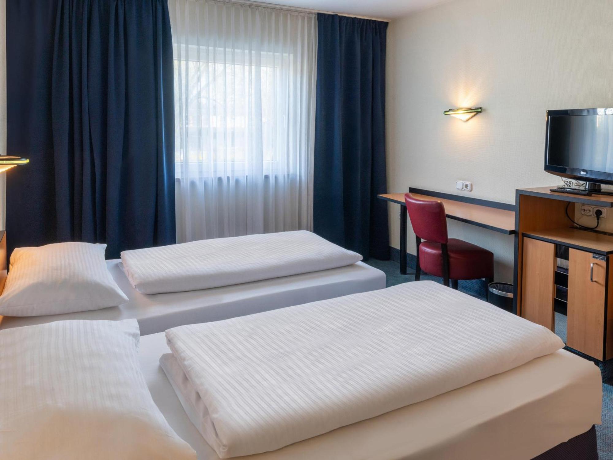 B&B Hotel Эшвайлер Экстерьер фото